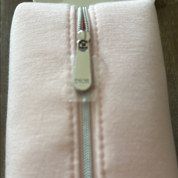New Dior Pink Cosmetic Bag - Picture 3 of 6